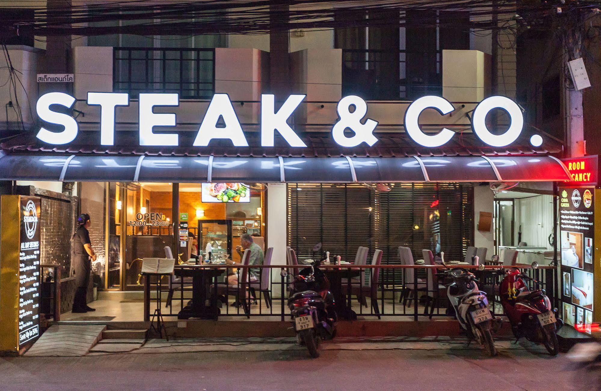 Steak And Co. Boutique Hotel Pattaya Extérieur photo